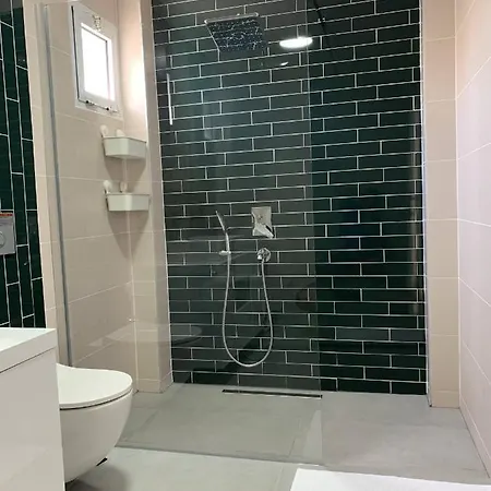 别墅 Alacati Koy Ici Mustakil Havuzlu Lux Limon *
