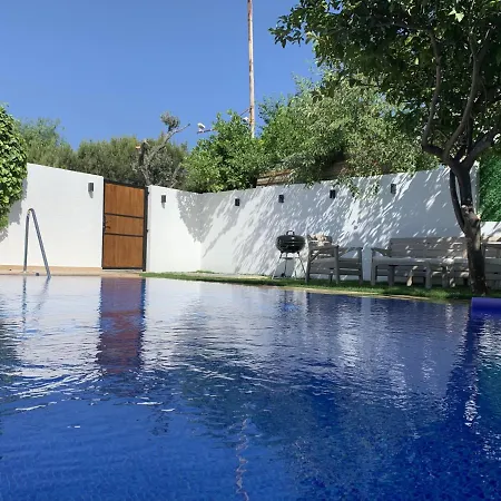 Villa Alacati Koy Ici Mustakil Havuzlu Lux Limon Çeşme