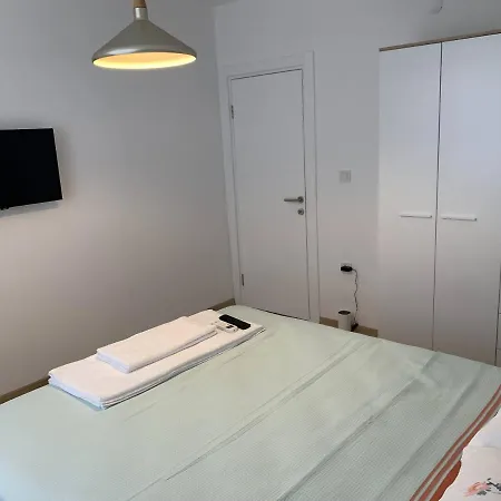 Alacati Koy Ici Mustakil Havuzlu Lux Limon Villa Çeşme
